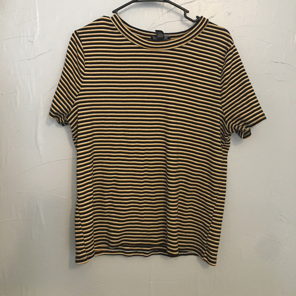 Black and Yellow top